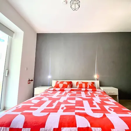 民宿 Private En-suite With Balcony In Shared