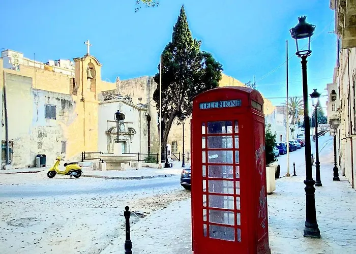 Private En-suite With Balcony In Shared *