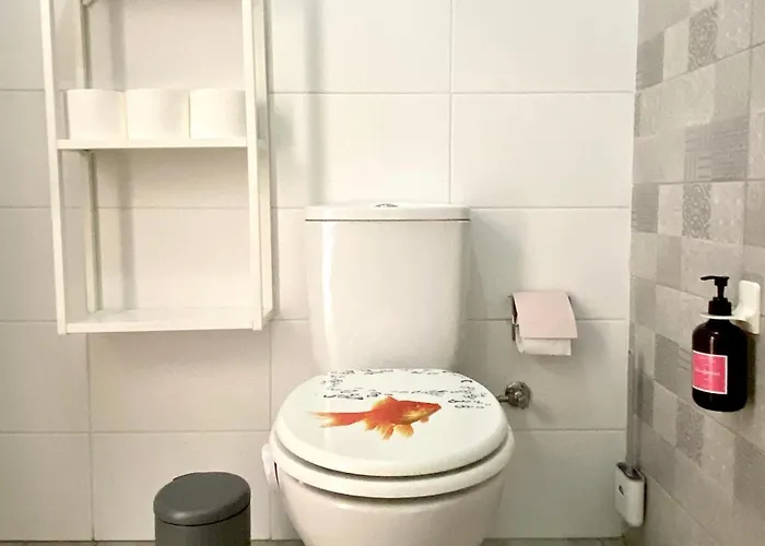 Private En-suite With Balcony In Shared * Pietà